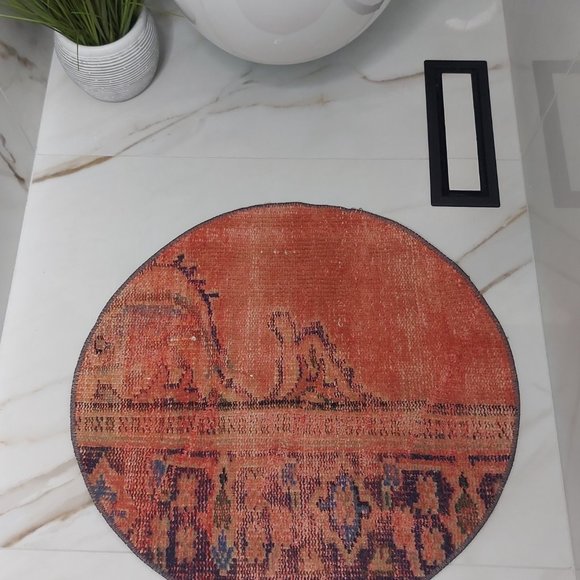 018 - JENNA - Picture 1 of 3